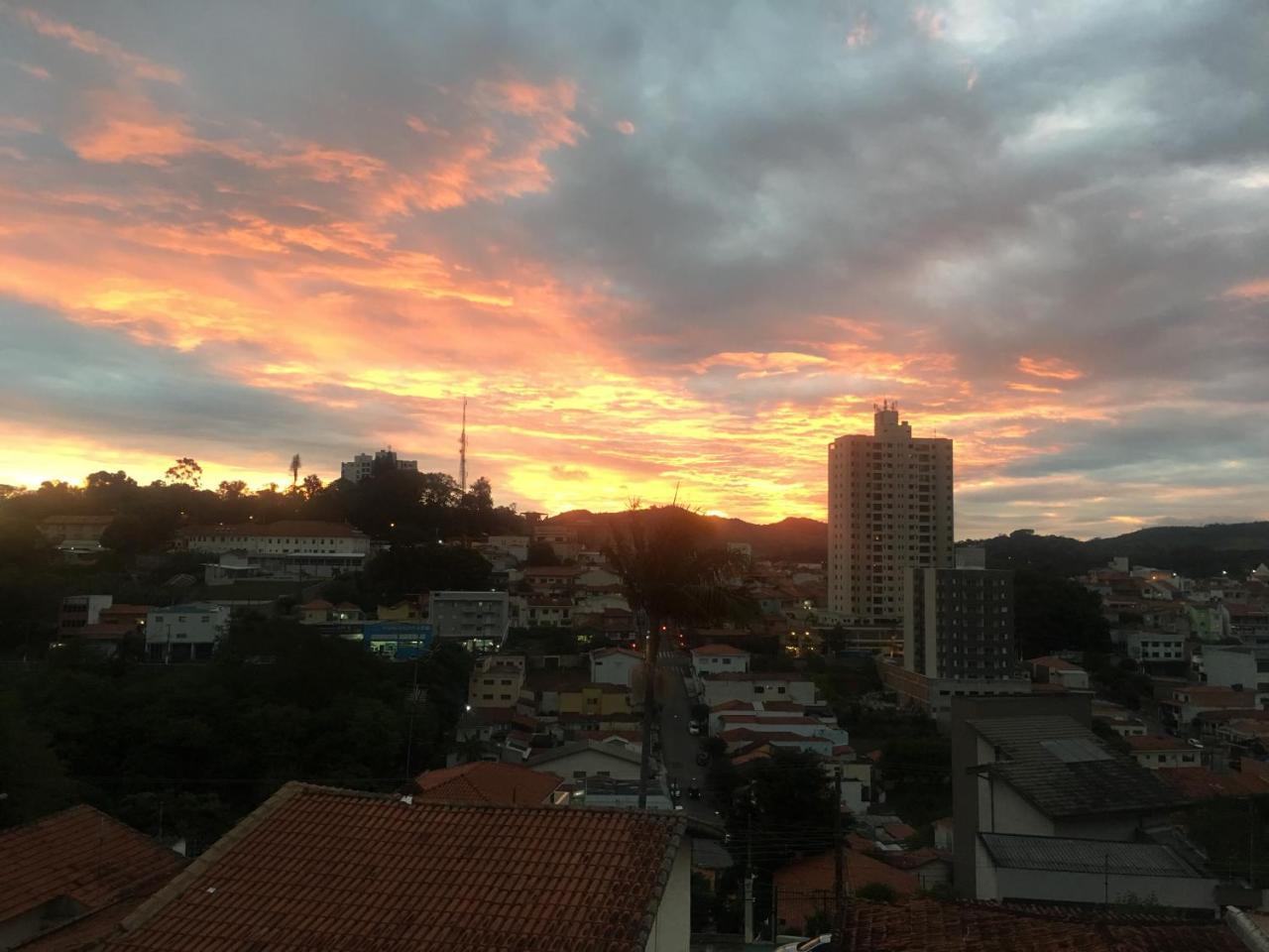 Pousada Casa De Braganca Bragança Paulista Kültér fotó